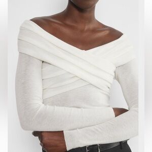 NWOT Aritzia Babaton women’s Off-Shoulder long sleeves top M